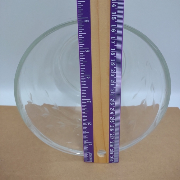 Vintage Round Bowl Etched Glass All Around Leaf Floral Design 6" w x 4"h Vintage - Picture 6 of 8